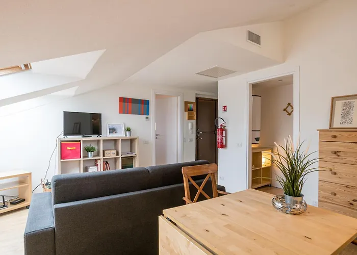 Como City Center Apartments!